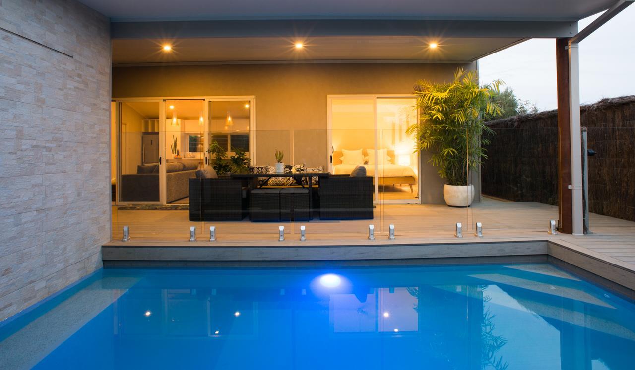 Sols Place Boutique Pool Villas Калбари Екстериор снимка